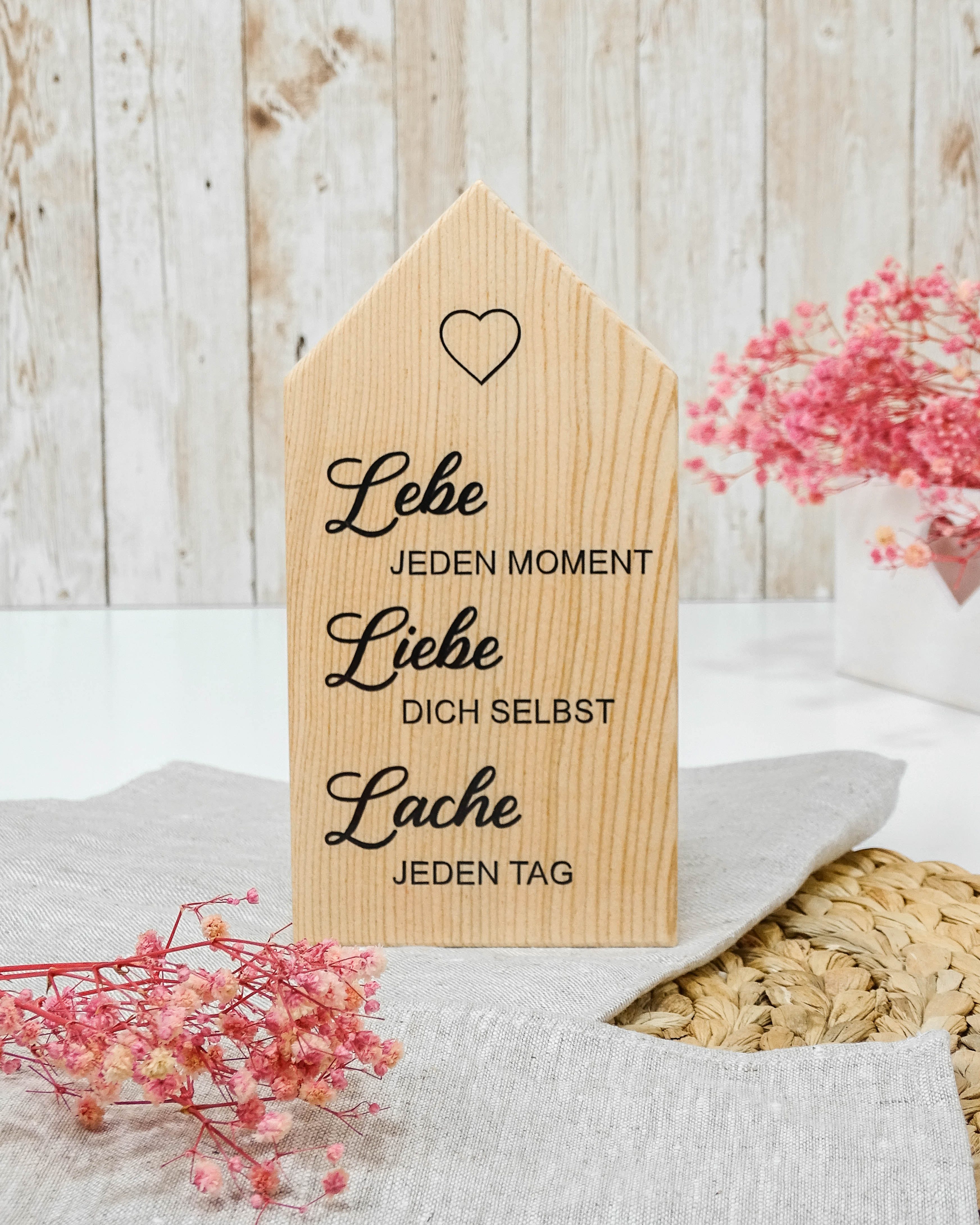 Dekohäuschen "Lebe,liebe,lache" mit Spruch Naturhandwerk Oberhofer